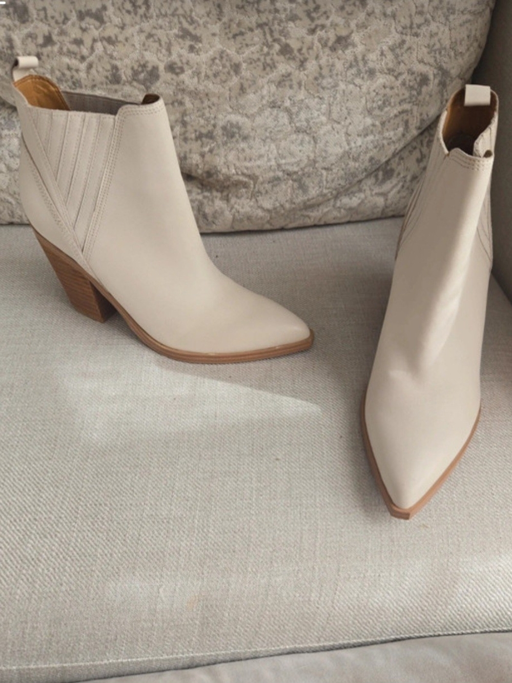 Marc Fisher Women’s Pointed Toe Chelsea Booties